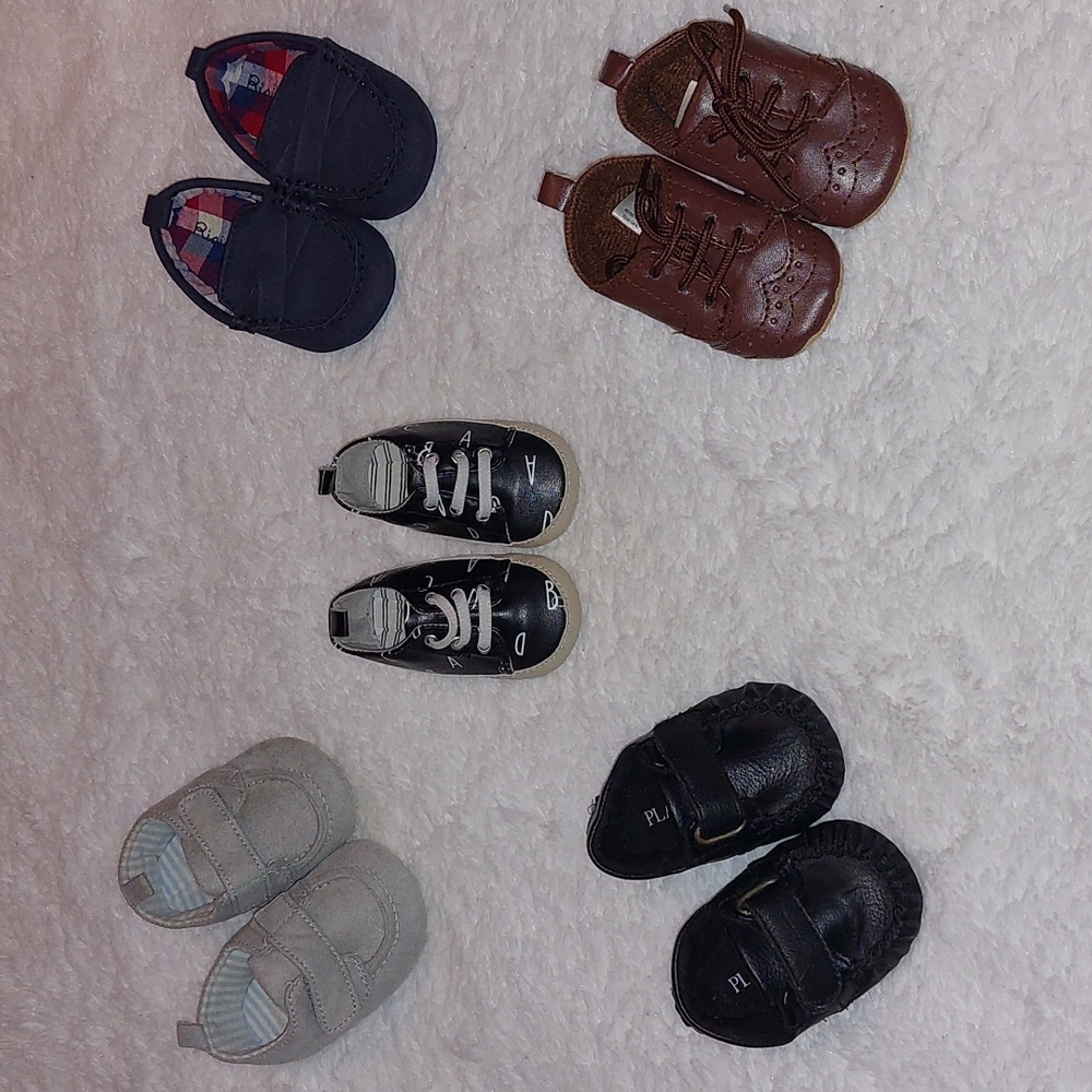 Baby Boy 👶 5 pairs Dressing Shoes 👟 Lot sizes 0-6 months all soft soles